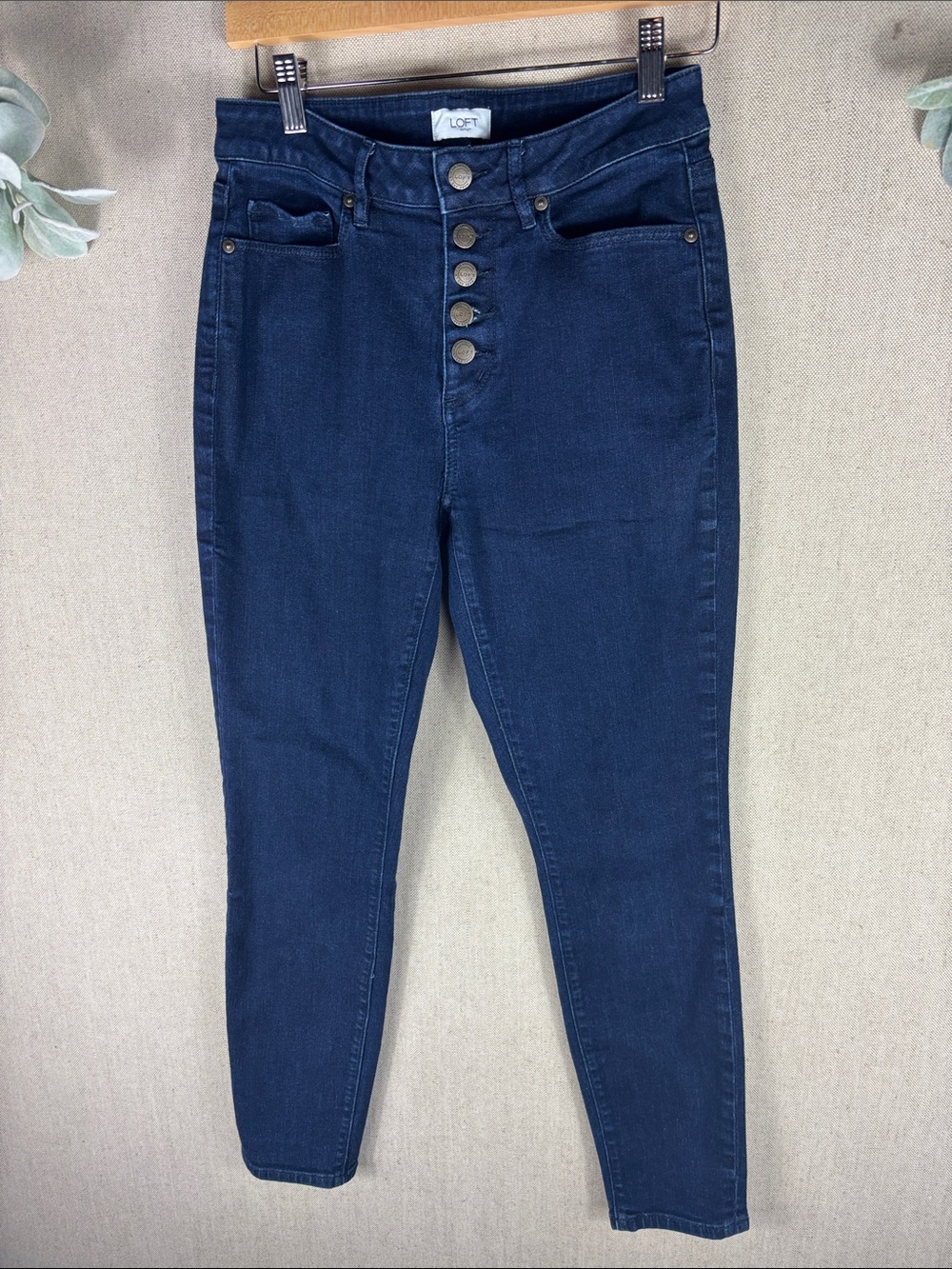 Loft > Curvy Skinny High-Waist Button-Fly Women’s Jeans Dark Blue 4 - Picture 4 of 10